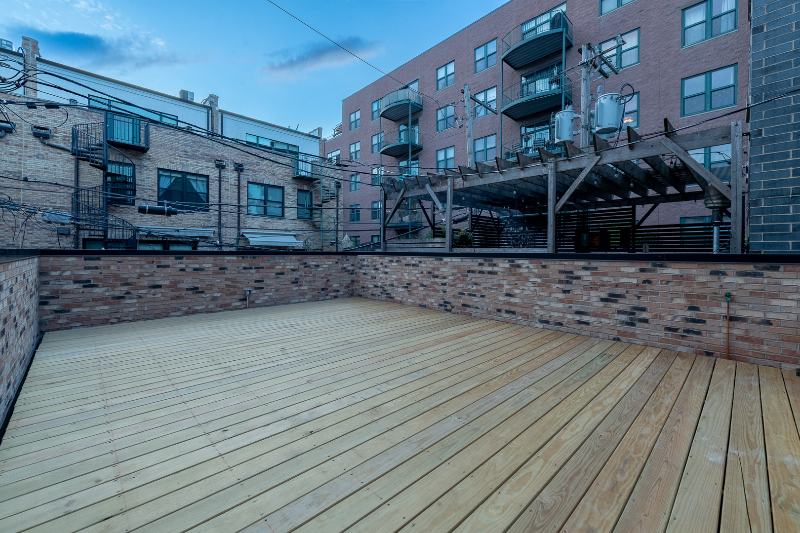 28 N Throop Street Unit: 2