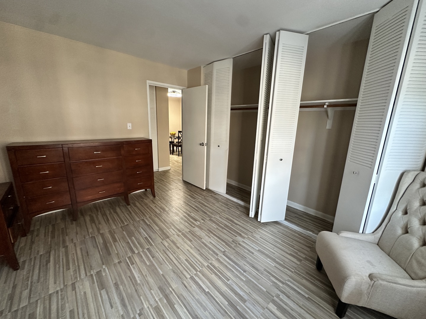 7854 S South Shore Drive Unit: 210