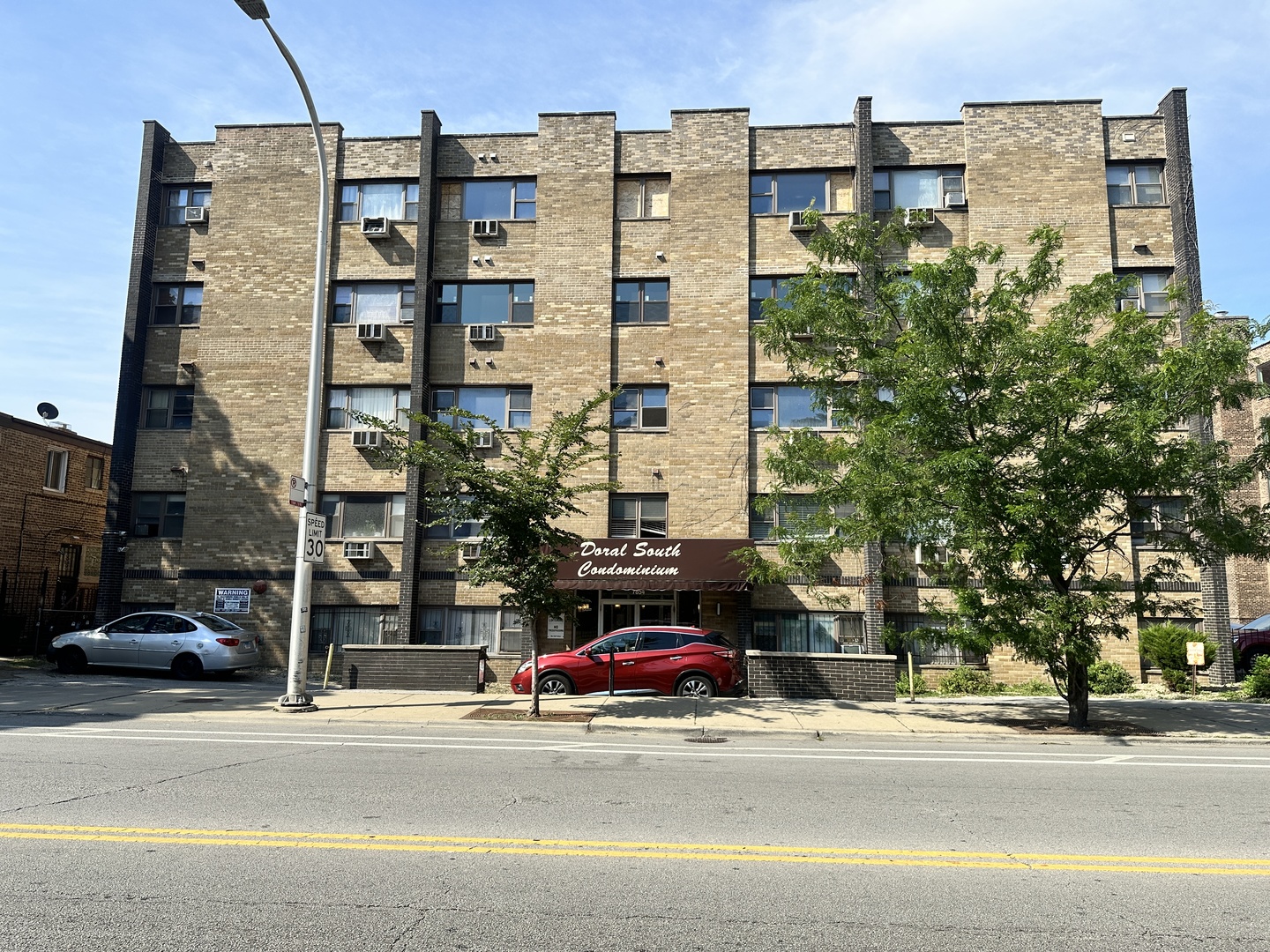 7854 S South Shore Drive Unit: 210