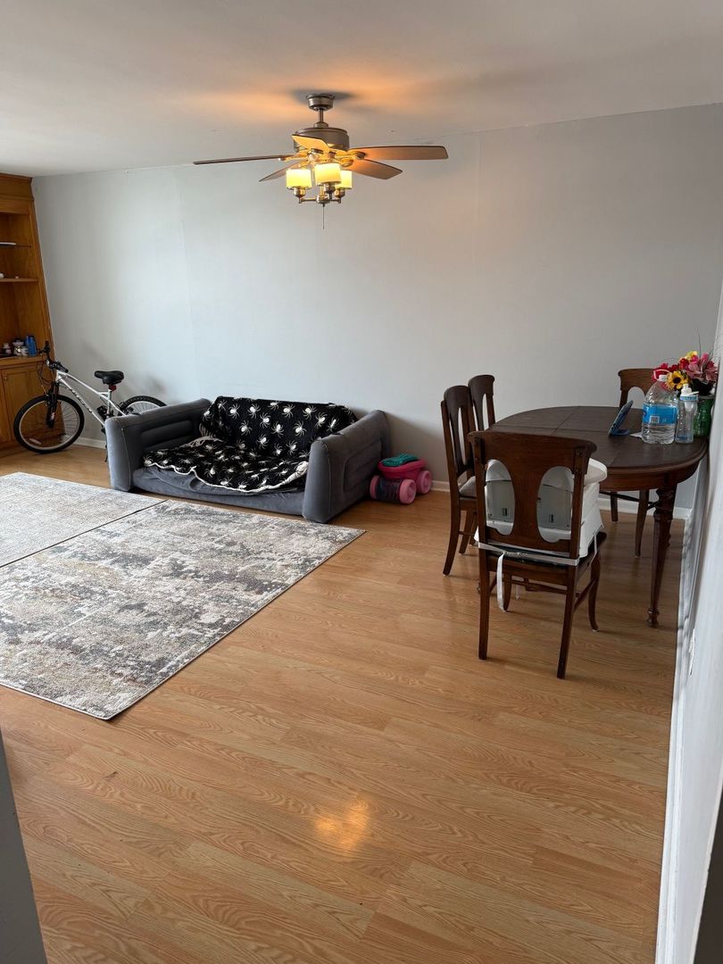 720 W Gordon Terrace Unit: 12A