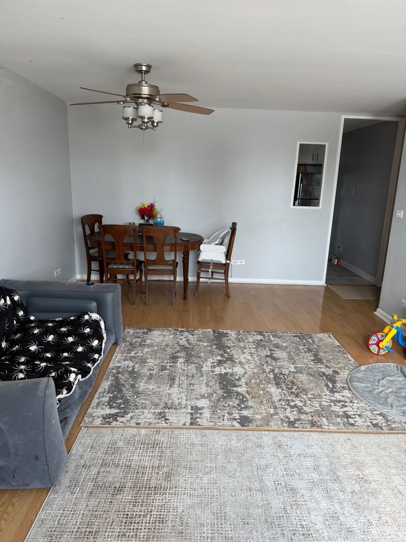 720 W Gordon Terrace Unit: 12A