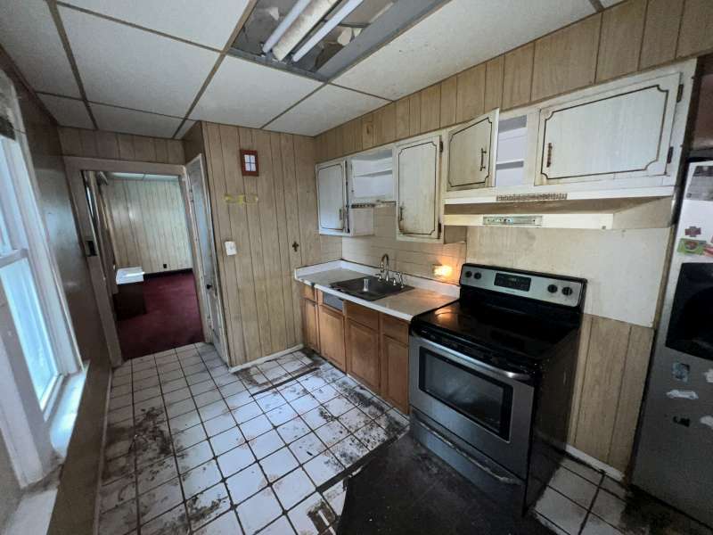 7022 S Kimbark Avenue