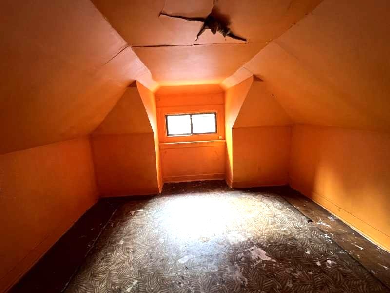 7022 S Kimbark Avenue