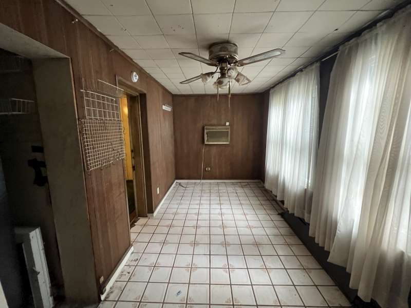 7022 S Kimbark Avenue