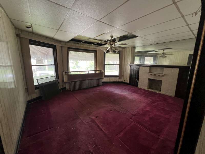 7022 S Kimbark Avenue