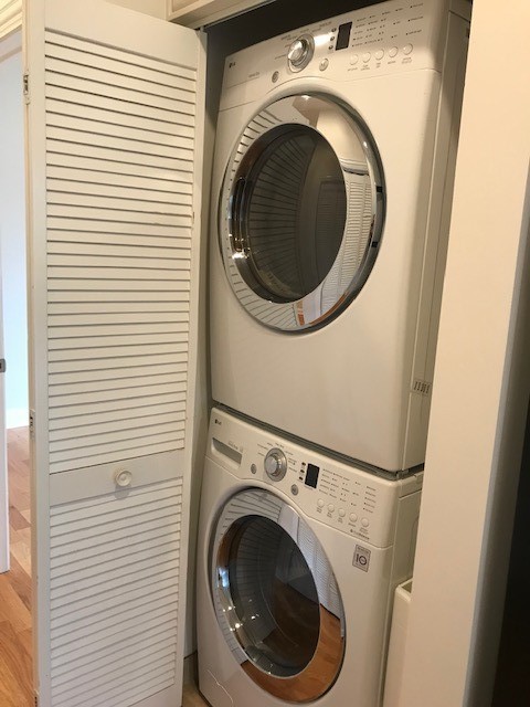 5663 W HIGGINS Avenue Unit: 3W