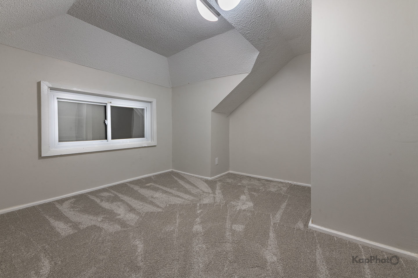 8105 S Princeton Avenue