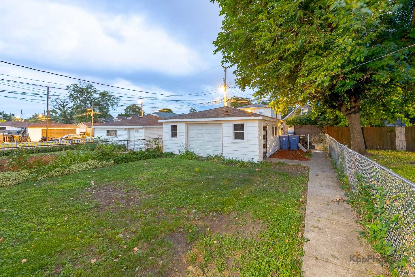 8105 S Princeton Avenue