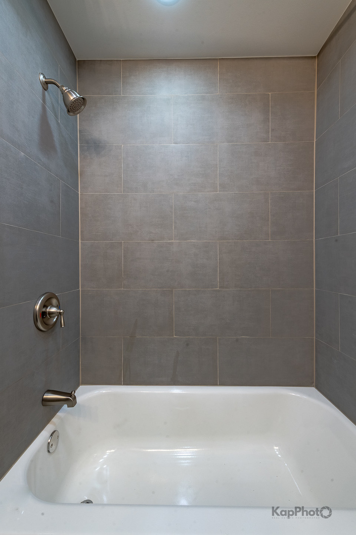 8105 S Princeton Avenue