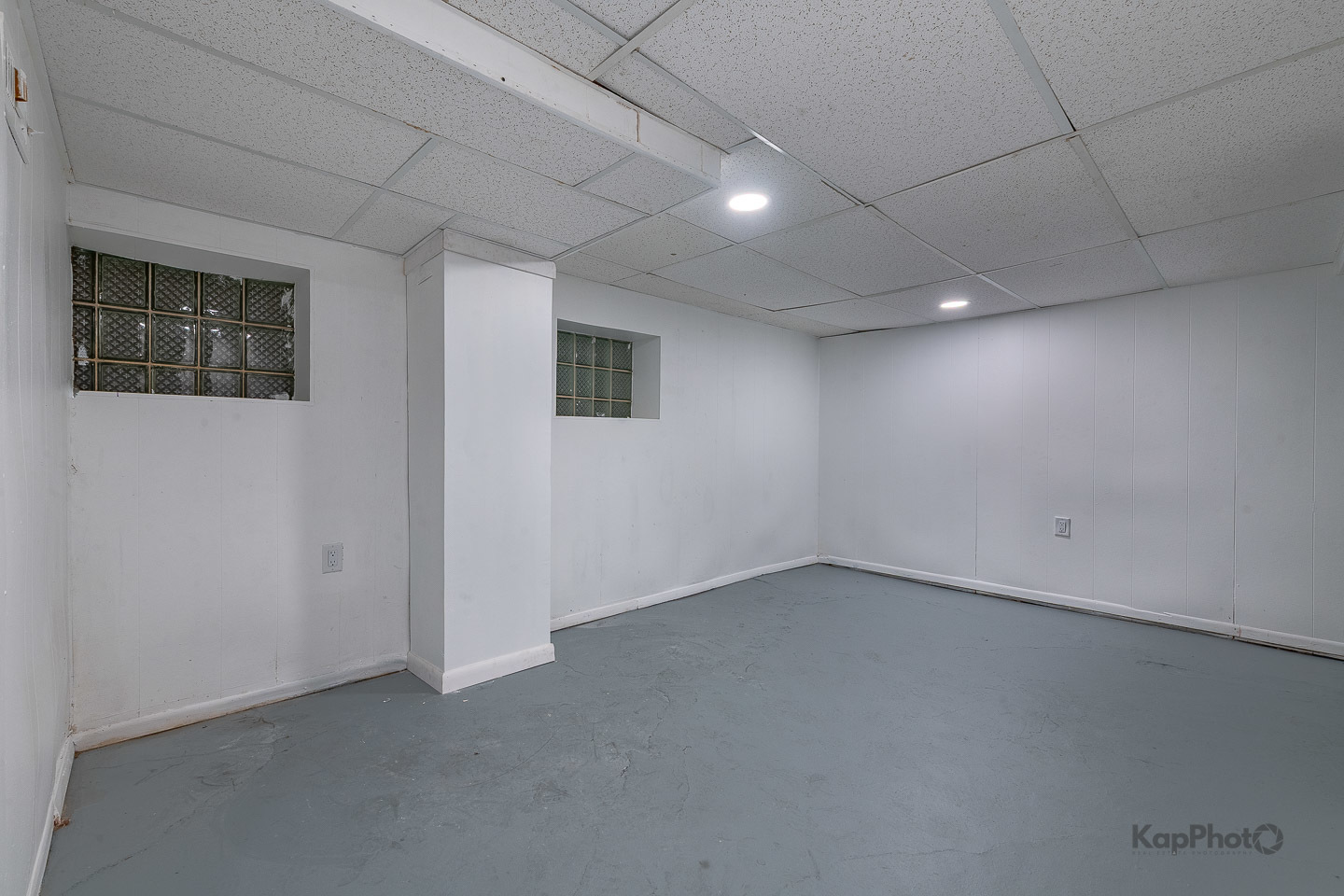 8105 S Princeton Avenue