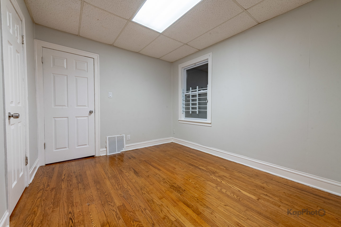 8105 S Princeton Avenue