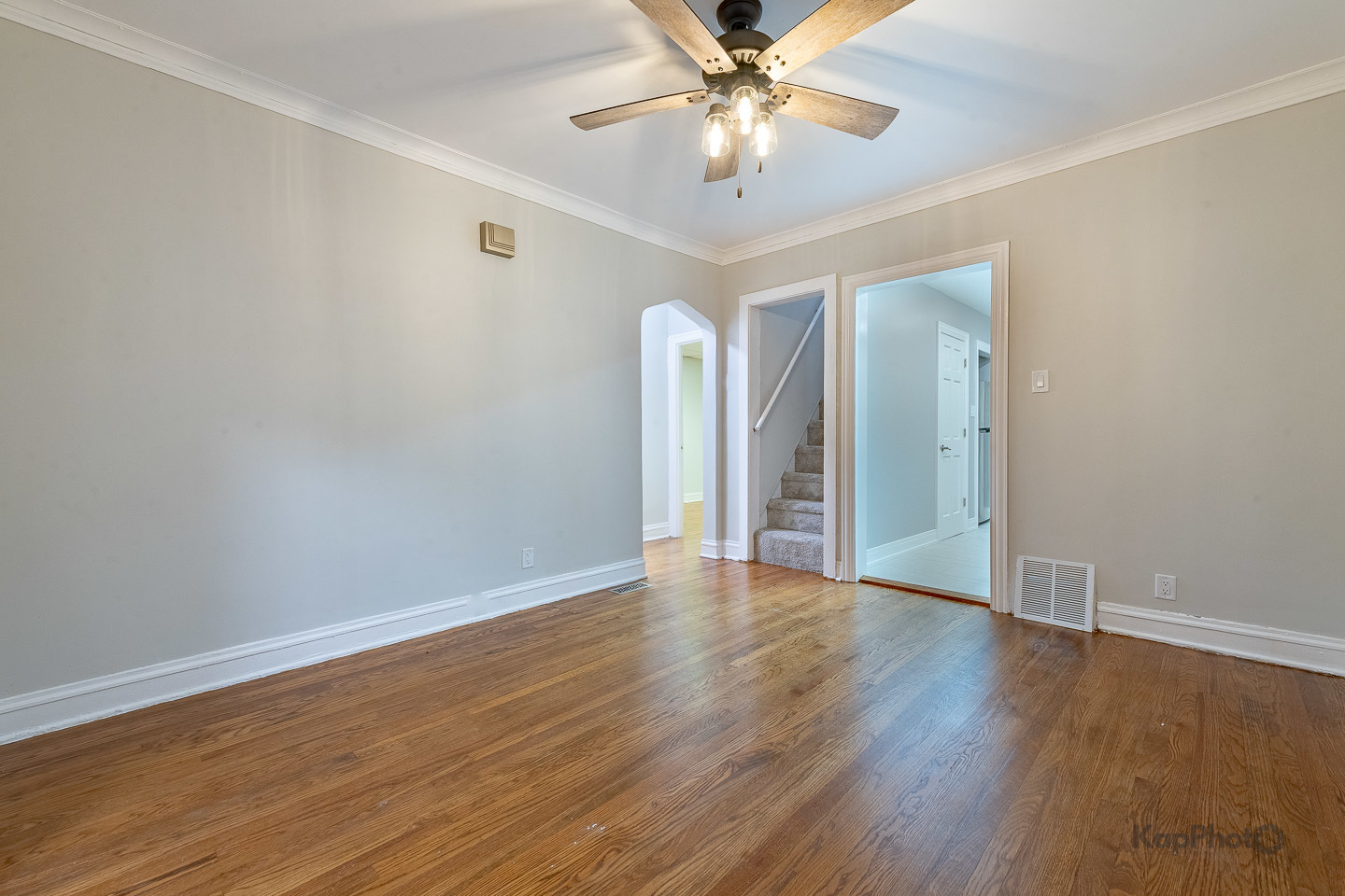 8105 S Princeton Avenue