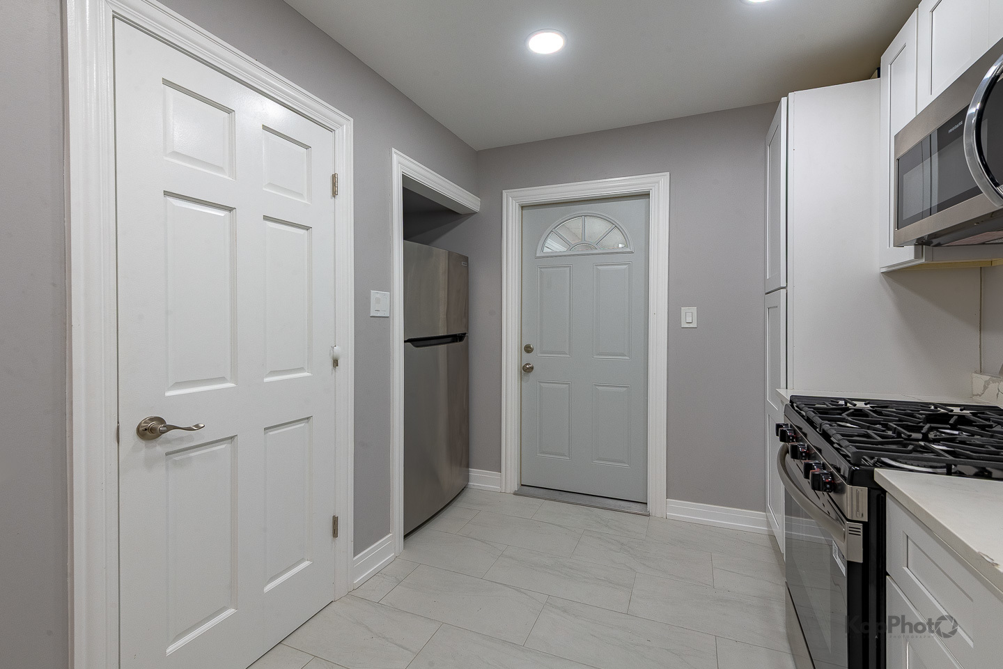 8105 S Princeton Avenue