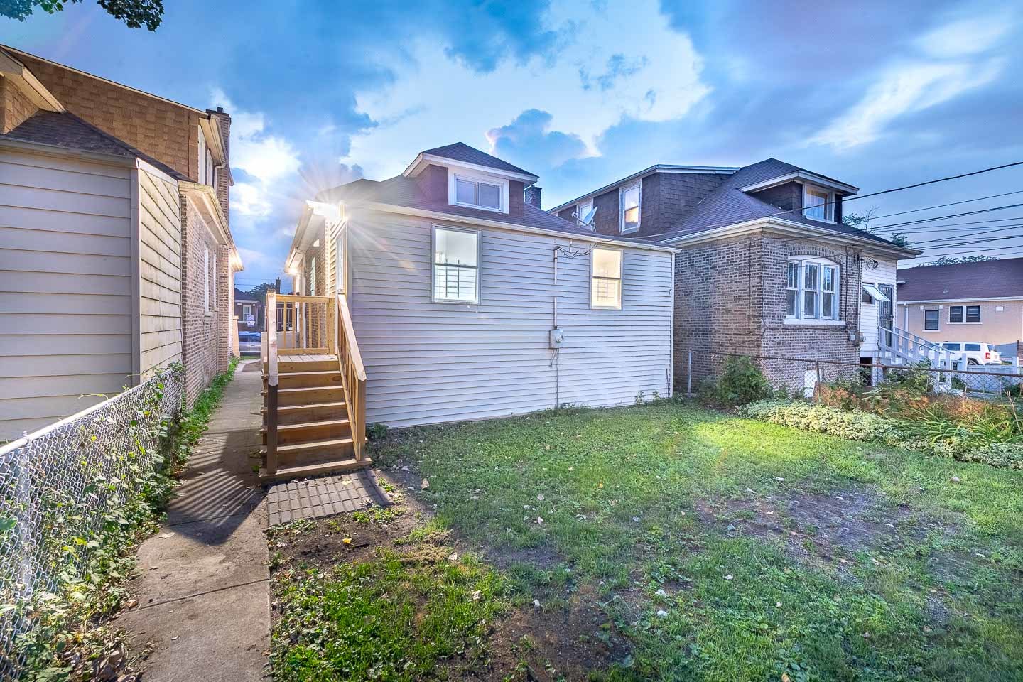 8105 S Princeton Avenue