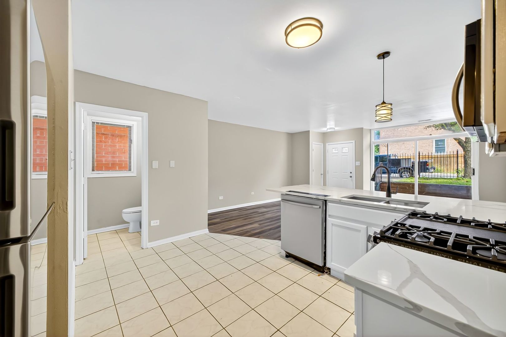 2457 W Lexington Street Unit: 1