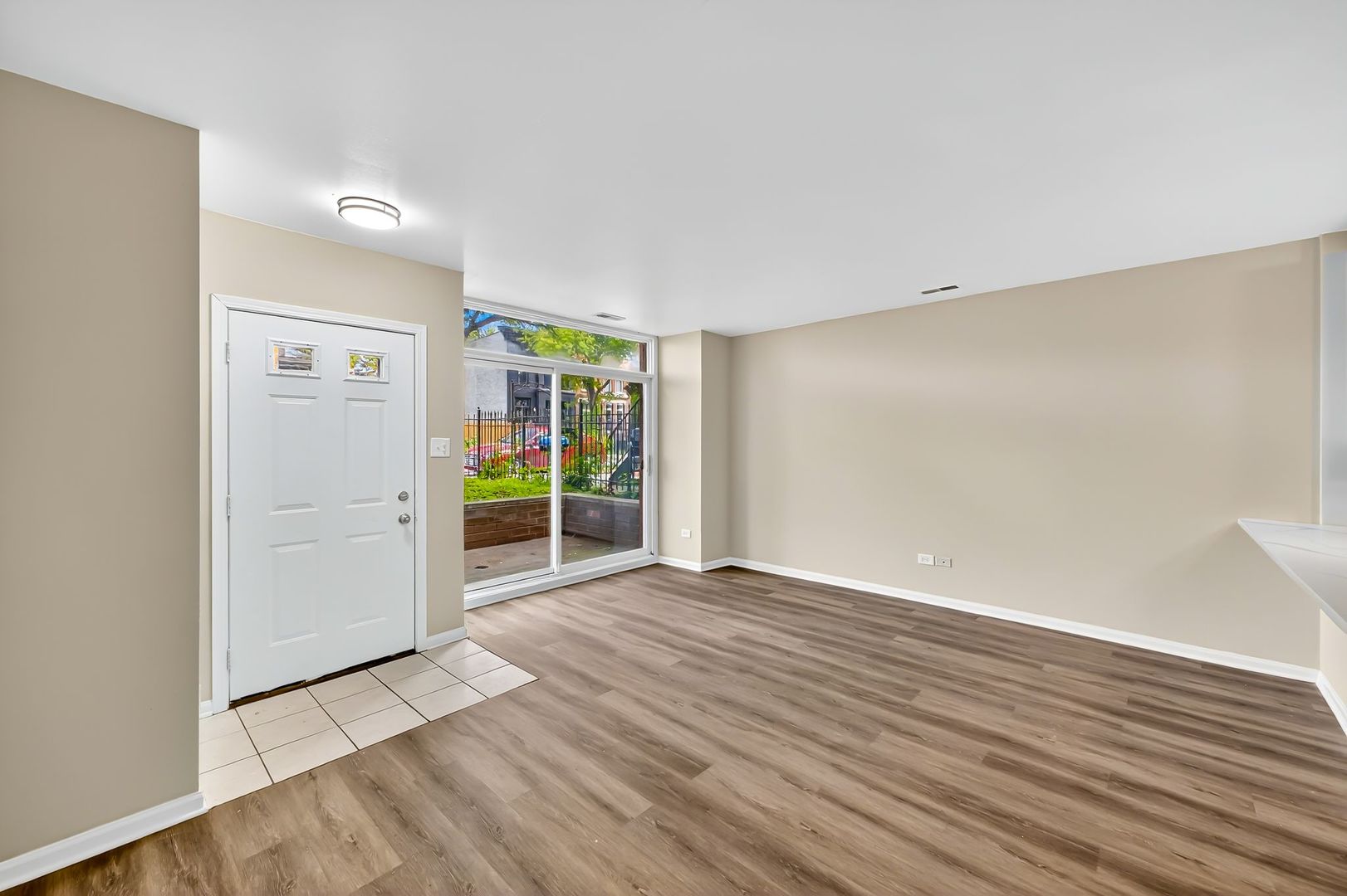 2457 W Lexington Street Unit: 1