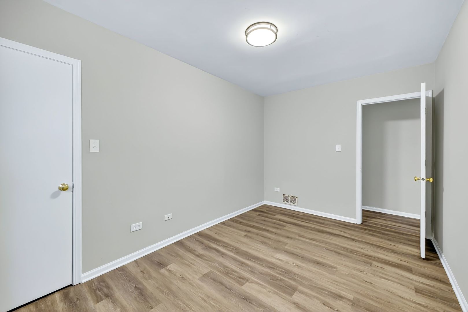 2457 W Lexington Street Unit: 1