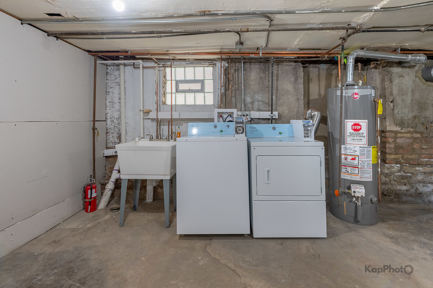 2821 S Emerald Avenue Unit: 1R