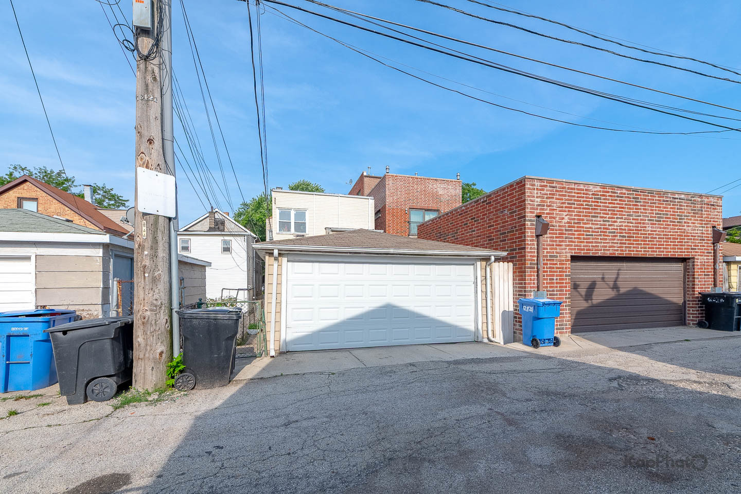 2821 S Emerald Avenue Unit: 1R