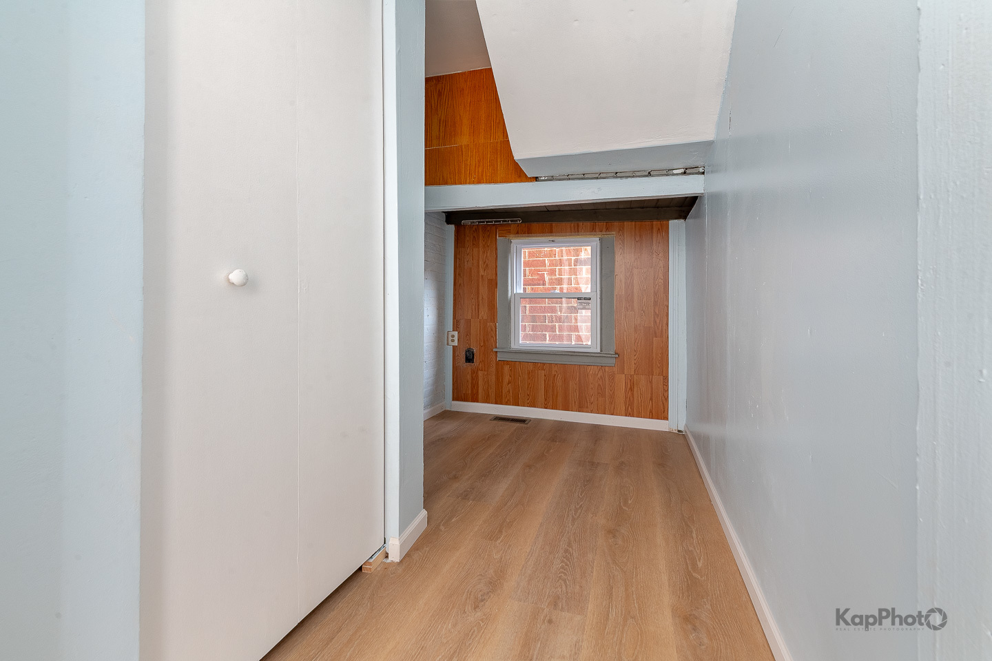 2821 S Emerald Avenue Unit: 1R