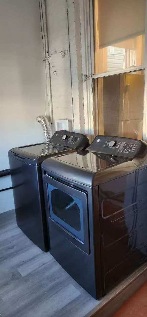 3247 S Union Avenue Unit: 2