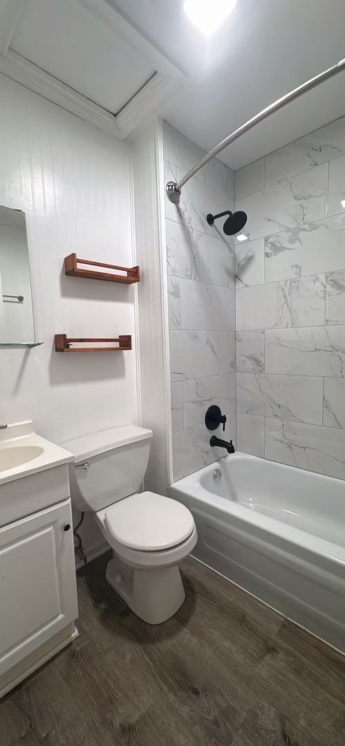 3247 S Union Avenue Unit: 2