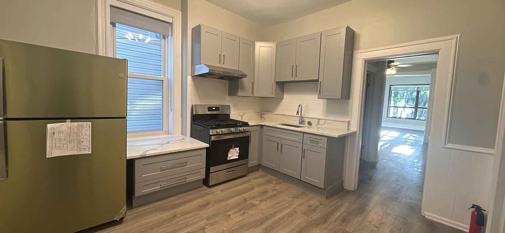 3247 S Union Avenue Unit: 2