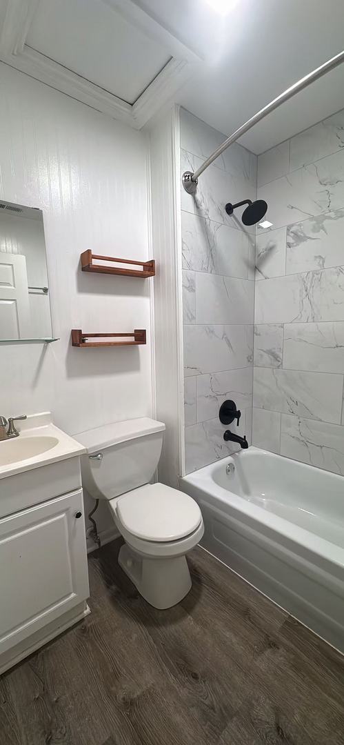 3247 S Union Avenue Unit: 2