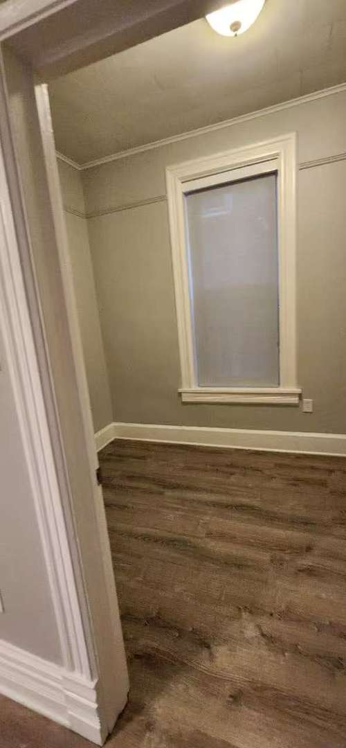 3247 S Union Avenue Unit: 2