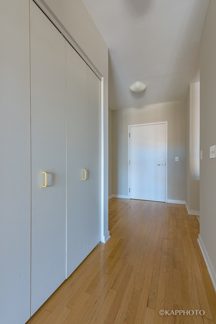 1141 W Washington Boulevard Unit: 222