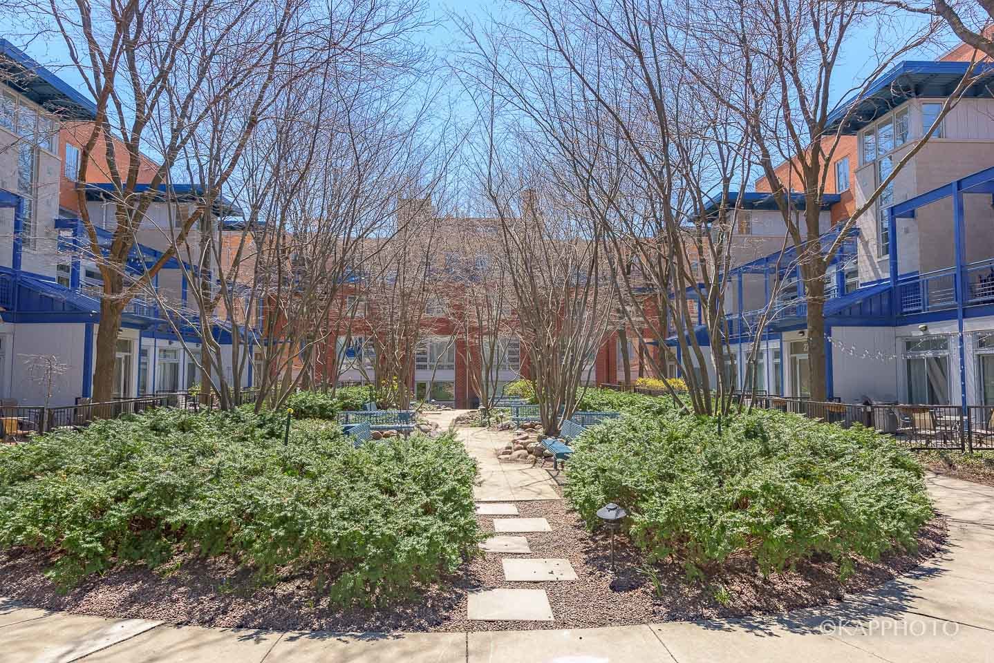 1141 W Washington Boulevard Unit: 222