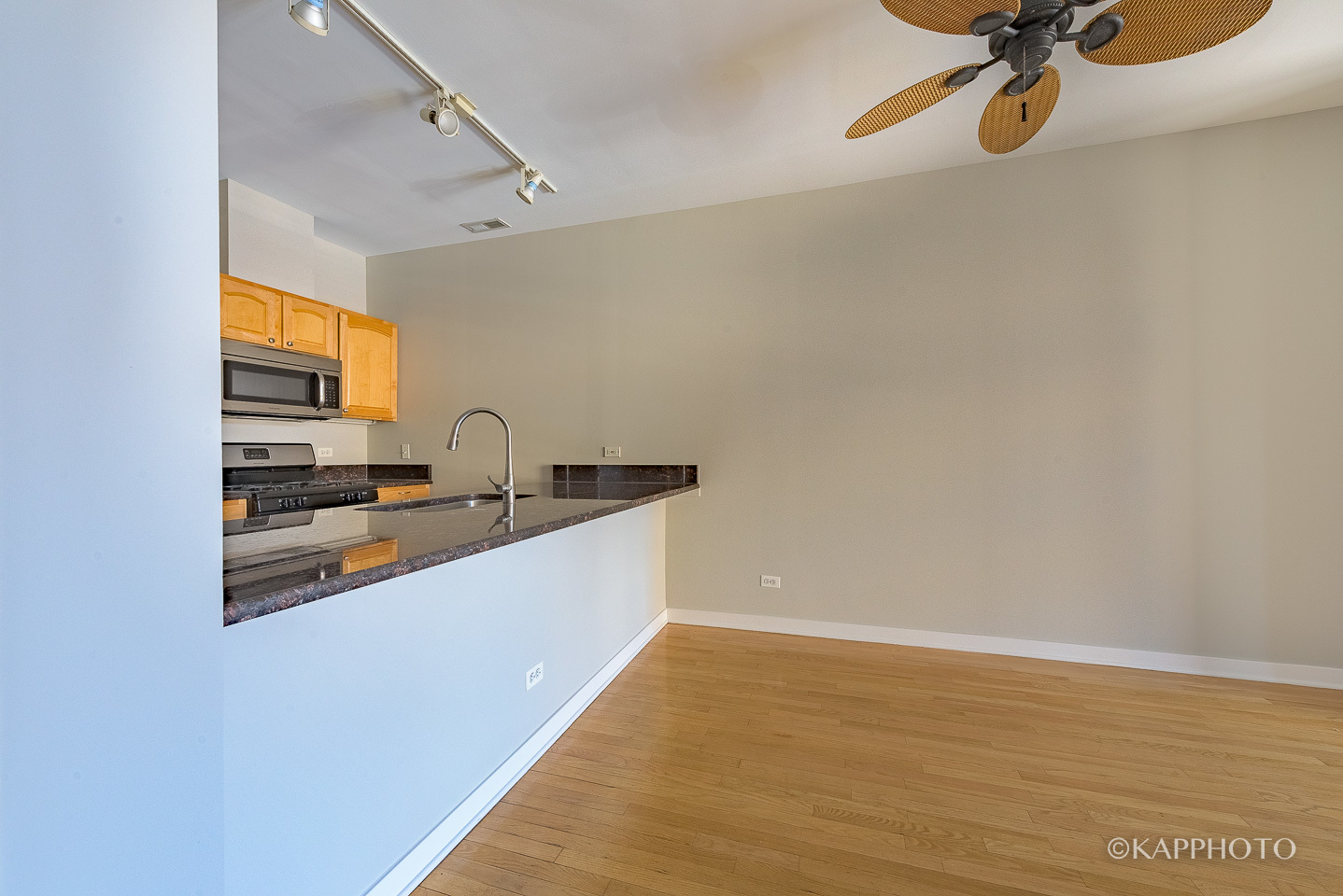 1141 W Washington Boulevard Unit: 222