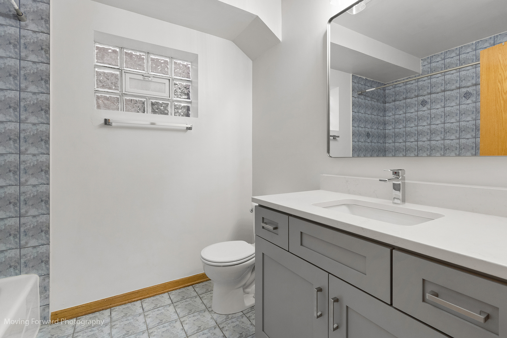 4217 S Emerald Avenue