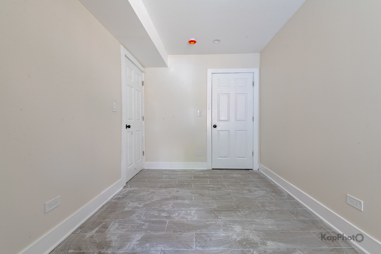 653 N Lawndale Avenue