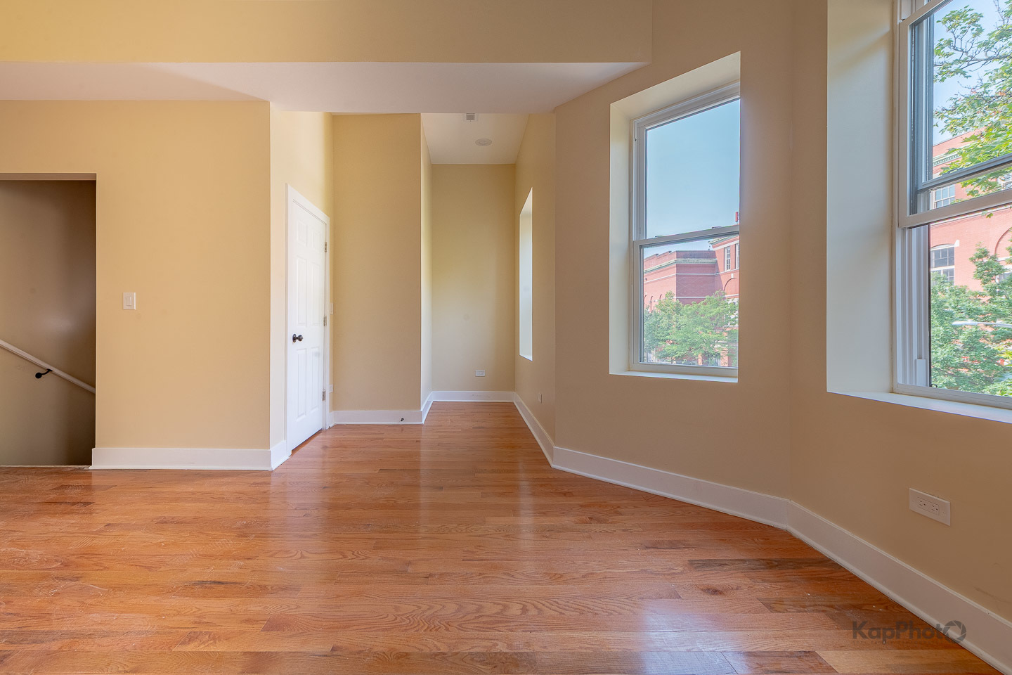 653 N Lawndale Avenue