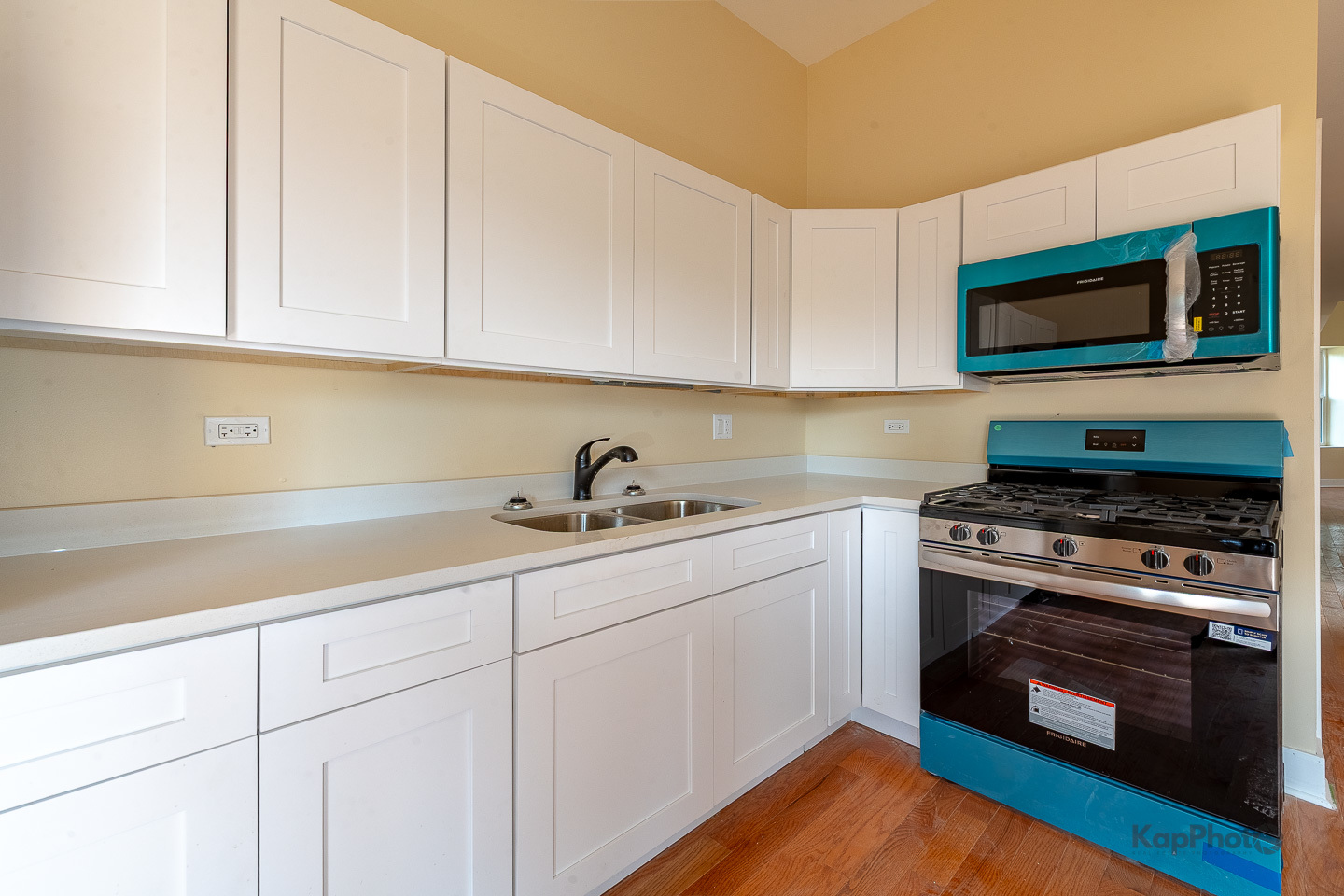 653 N Lawndale Avenue