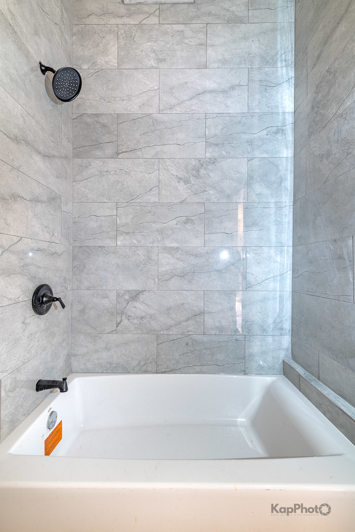 653 N Lawndale Avenue