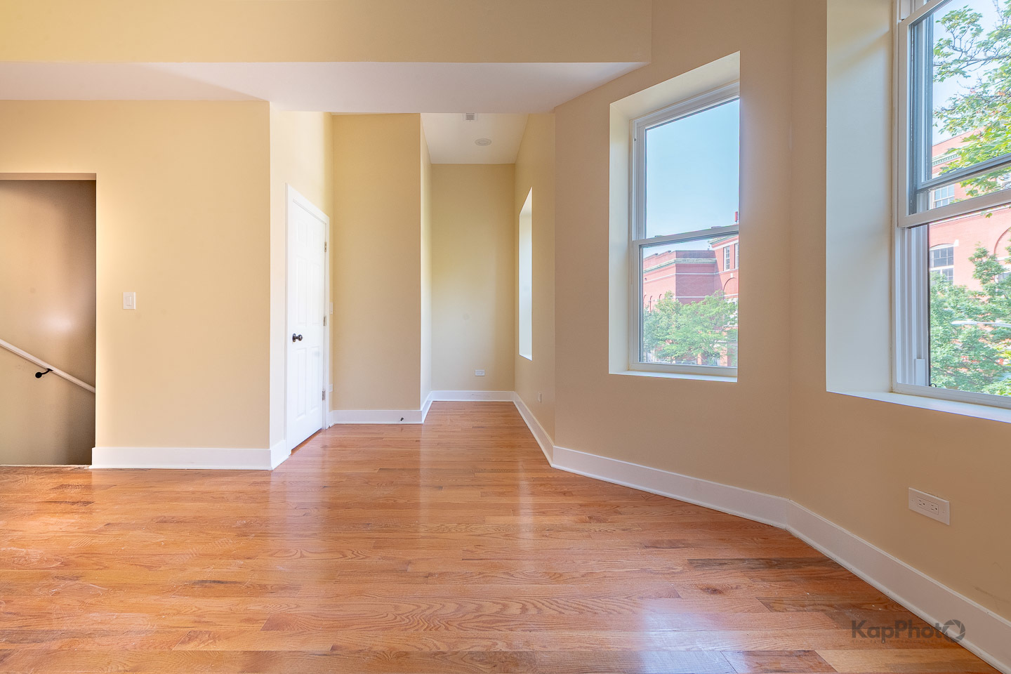 653 N Lawndale Avenue