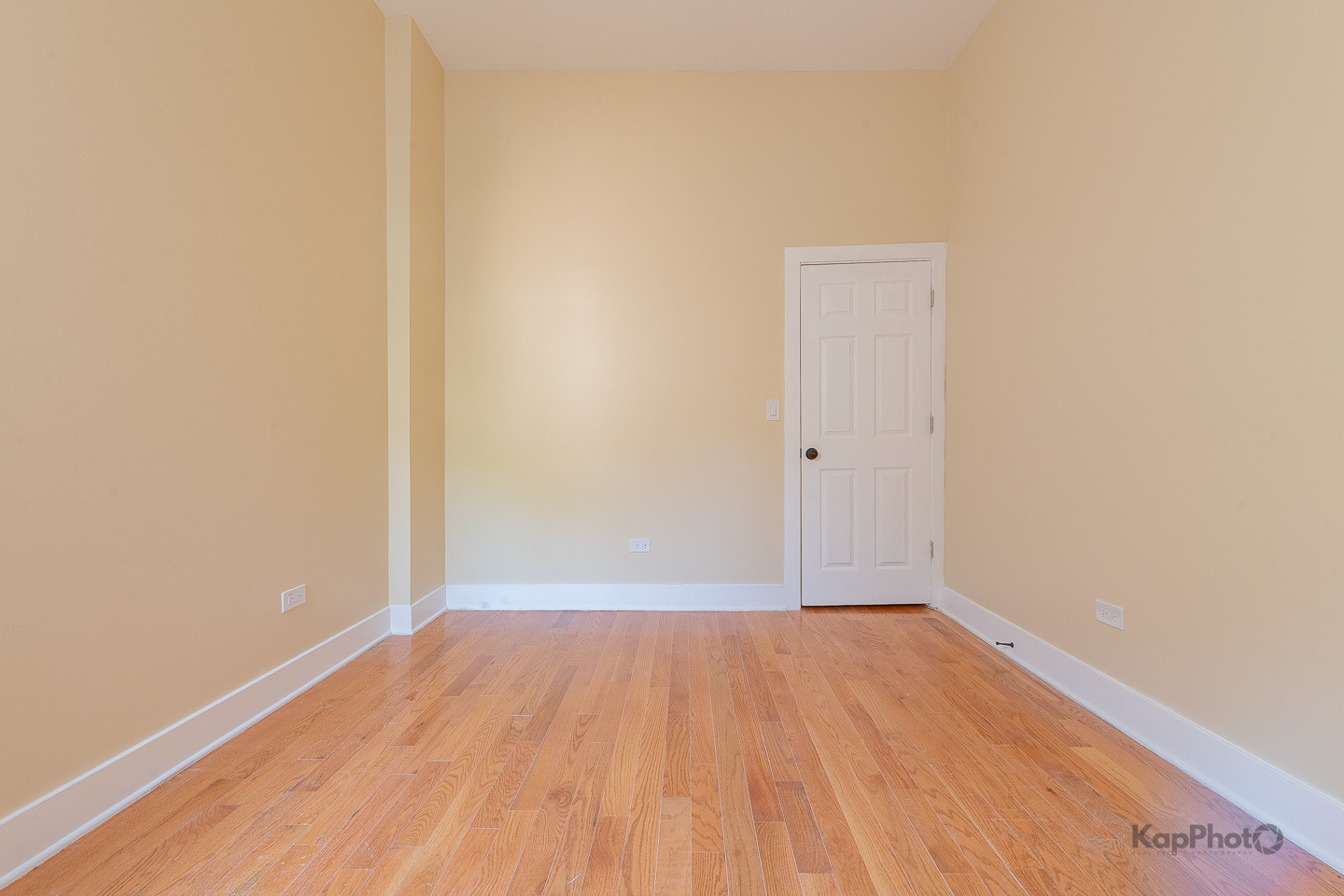 653 N Lawndale Avenue