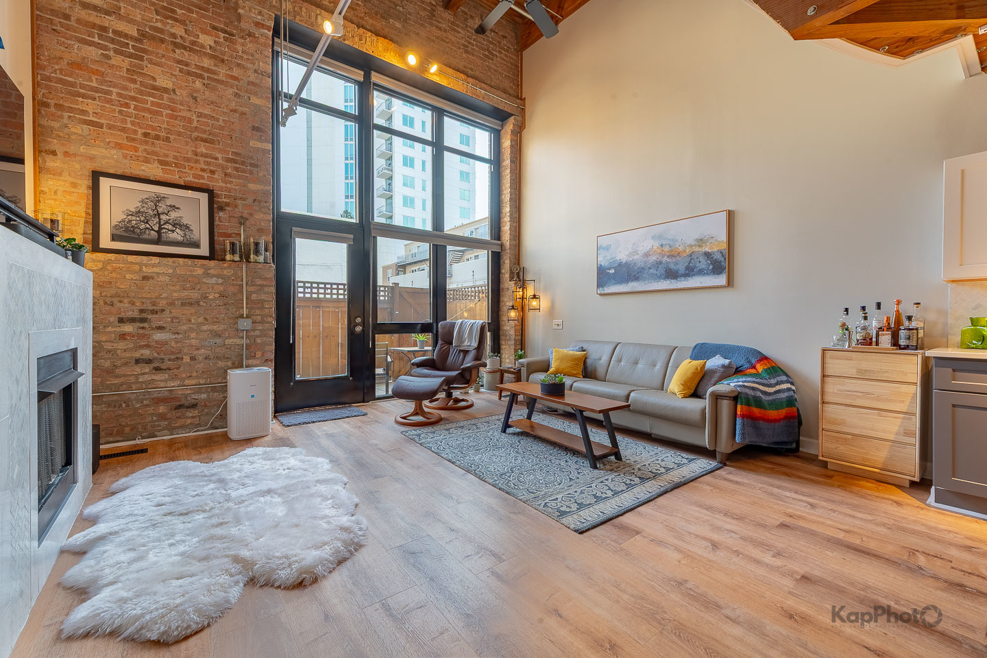 1632 S Indiana Avenue Unit: 108