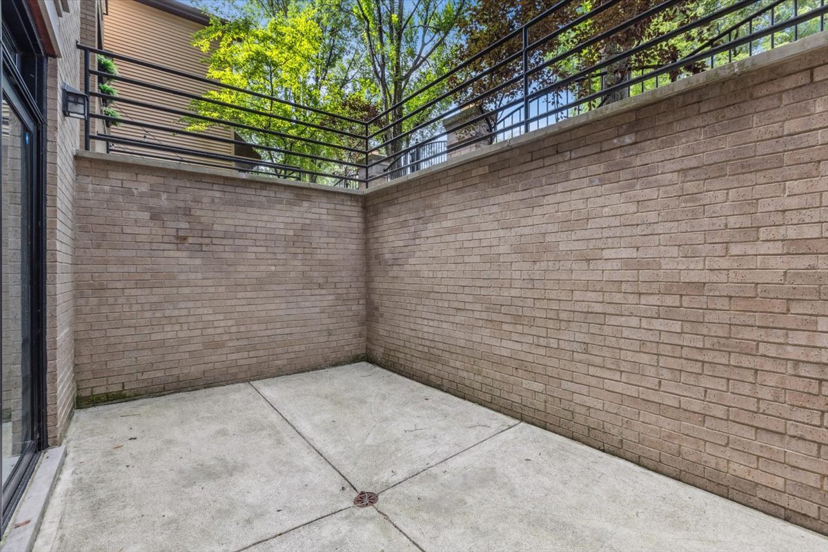 1455 W Thomas Street Unit: 1E