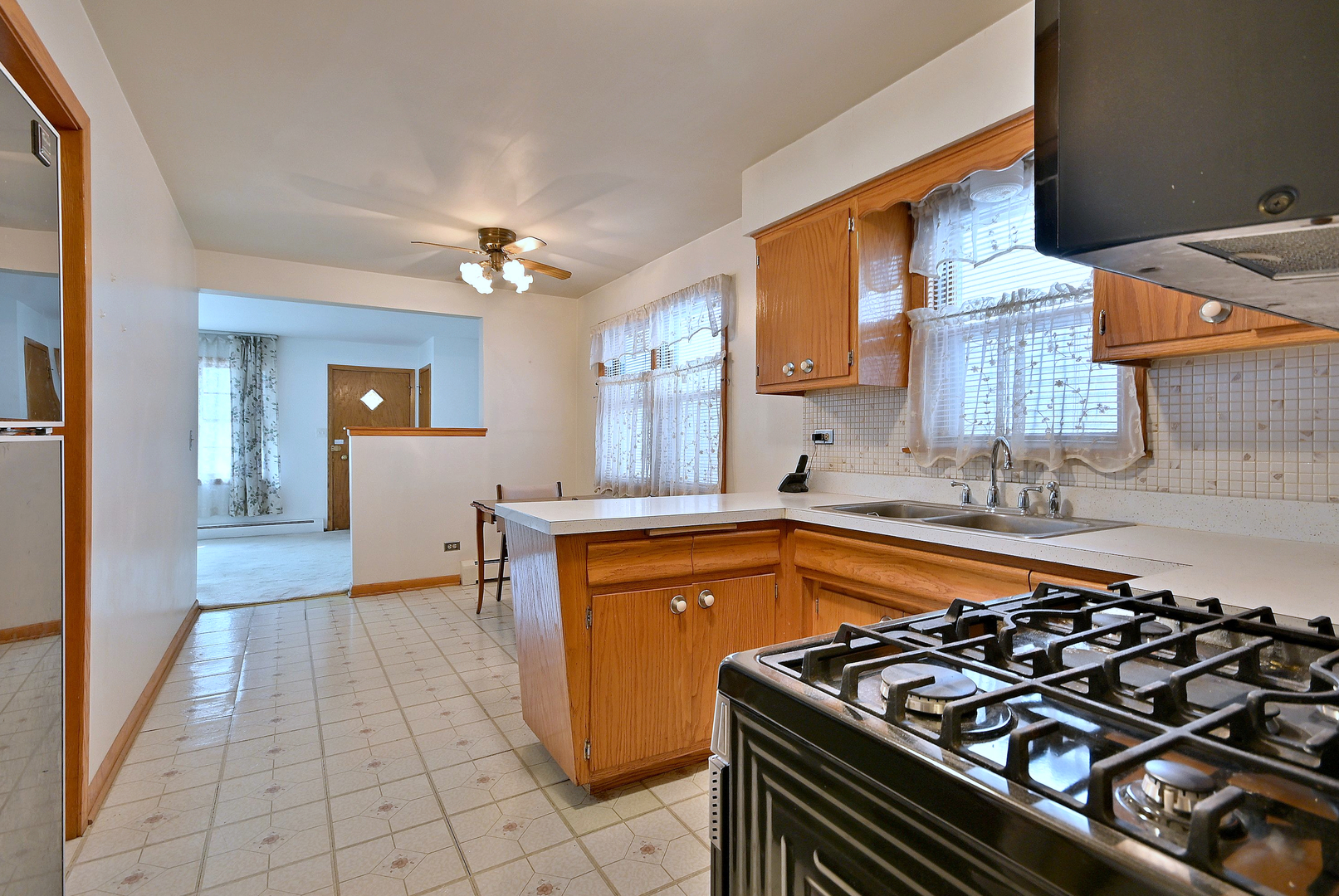 2924 N Dawson Avenue