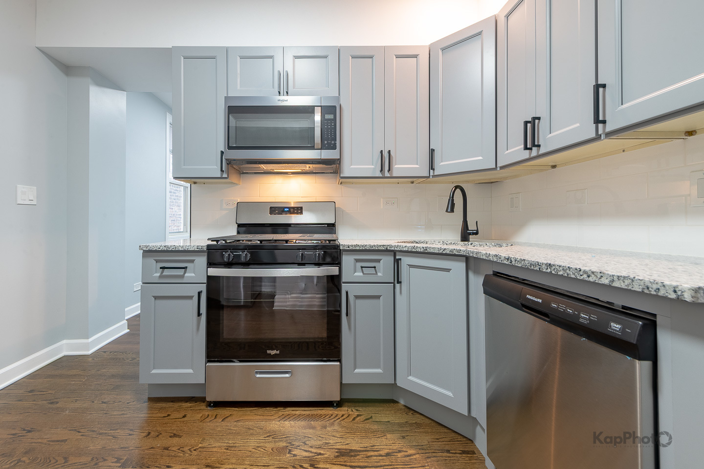 3601 W Le Moyne Street Unit: 1