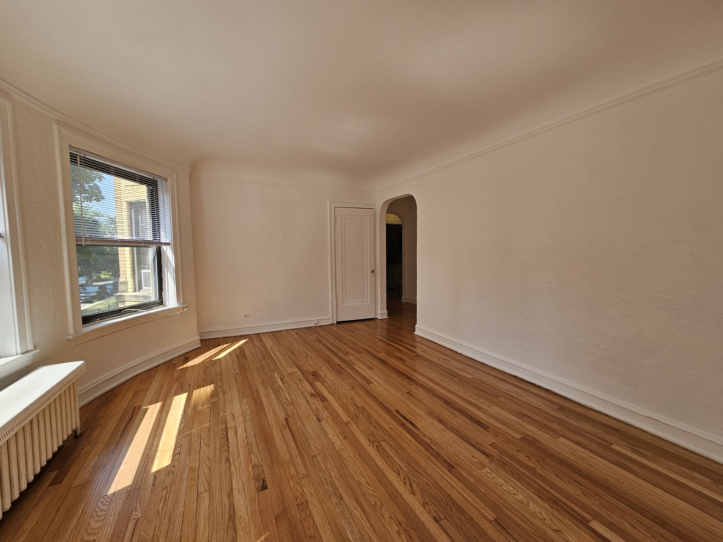 5507 N Campbell Avenue Unit: 2N