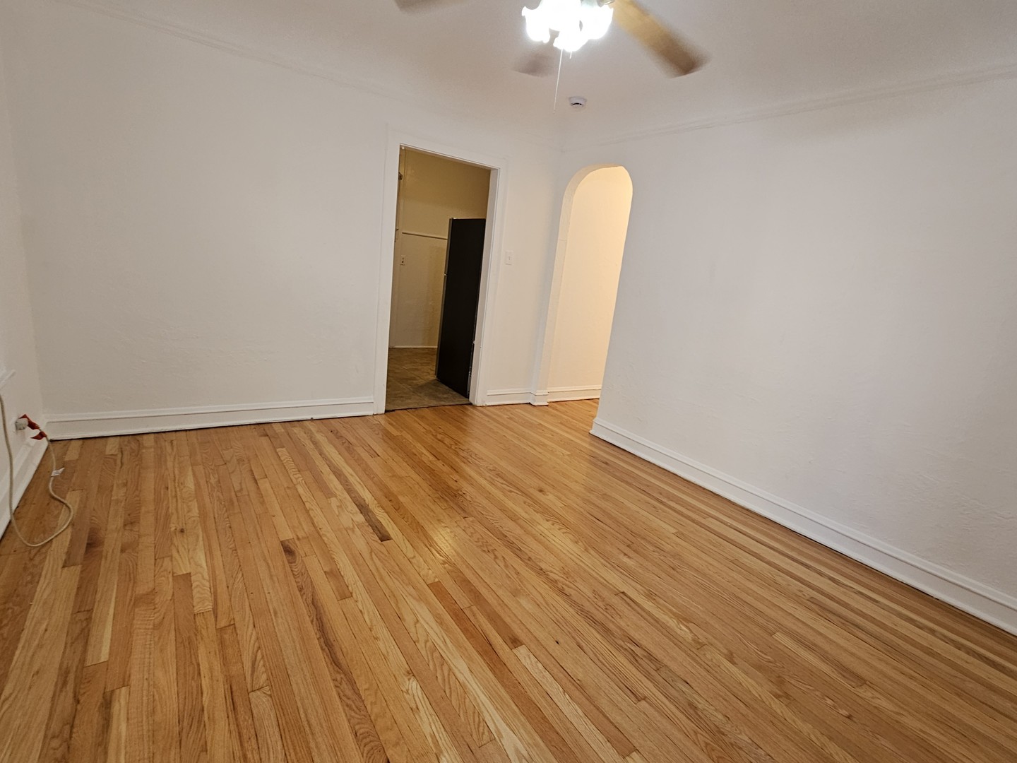 5507 N Campbell Avenue Unit: 2N