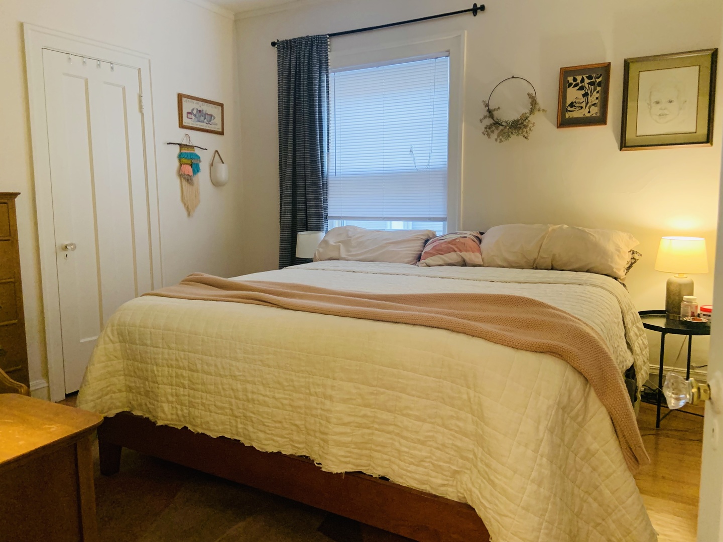 6712 N Maplewood Avenue