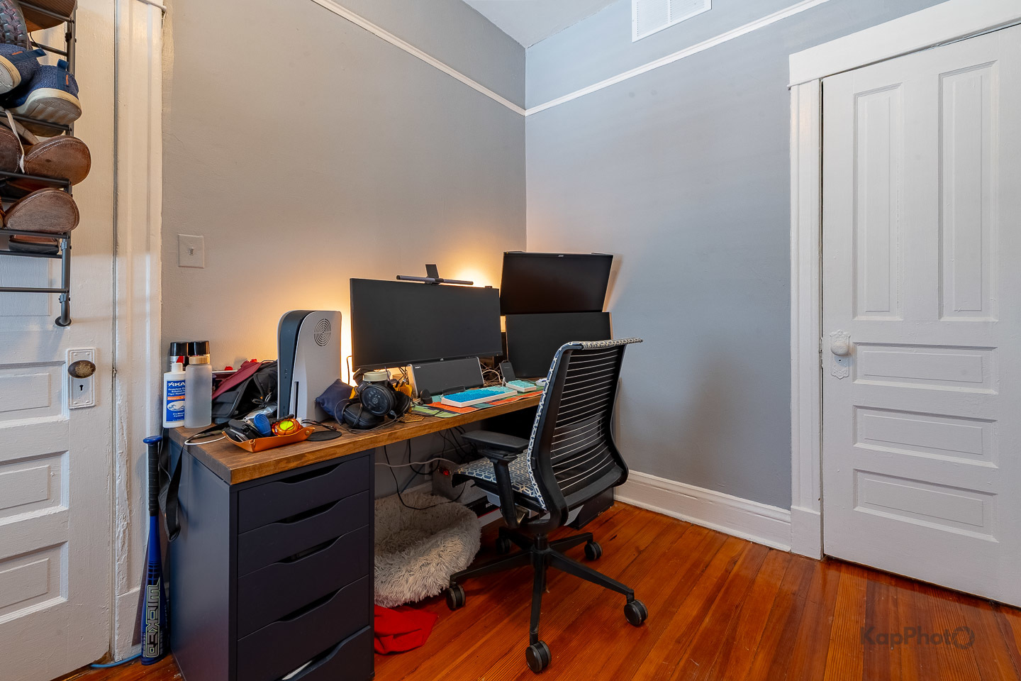 2955 N Spaulding Avenue