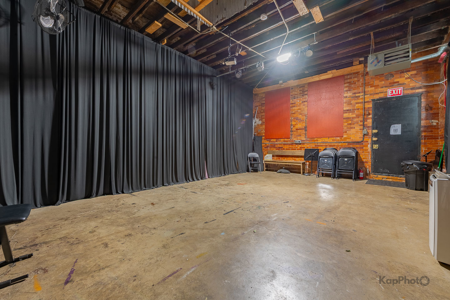 2955 N Spaulding Avenue