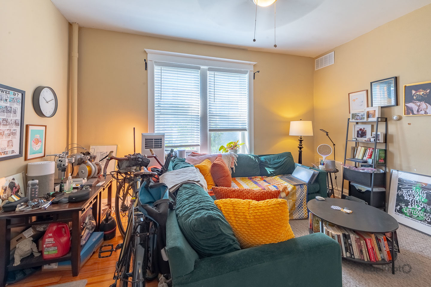 2955 N Spaulding Avenue