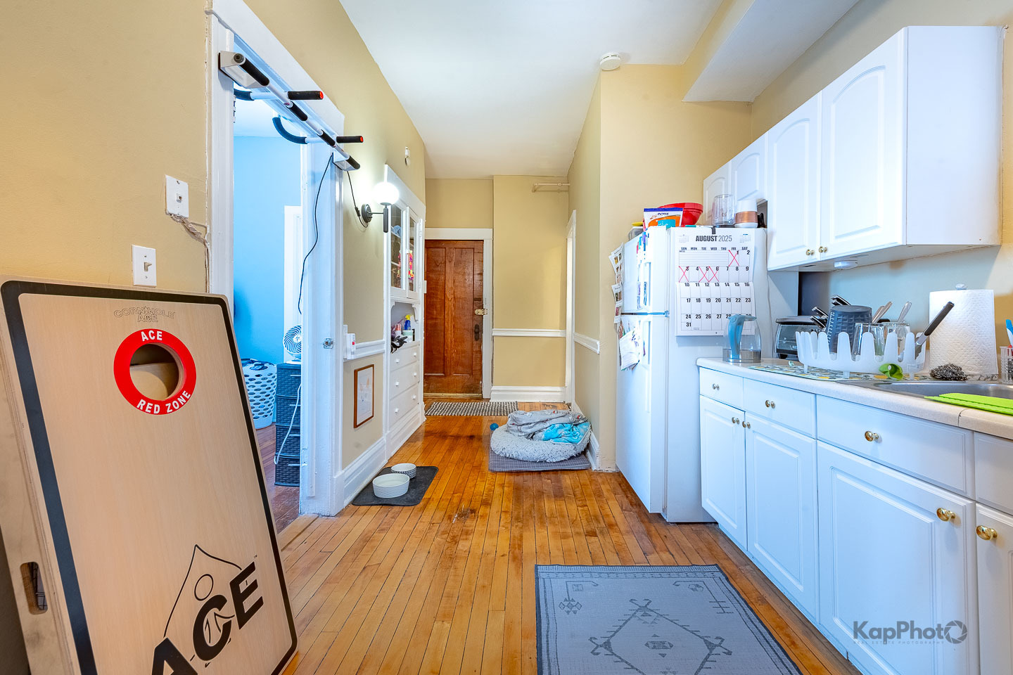 2955 N Spaulding Avenue